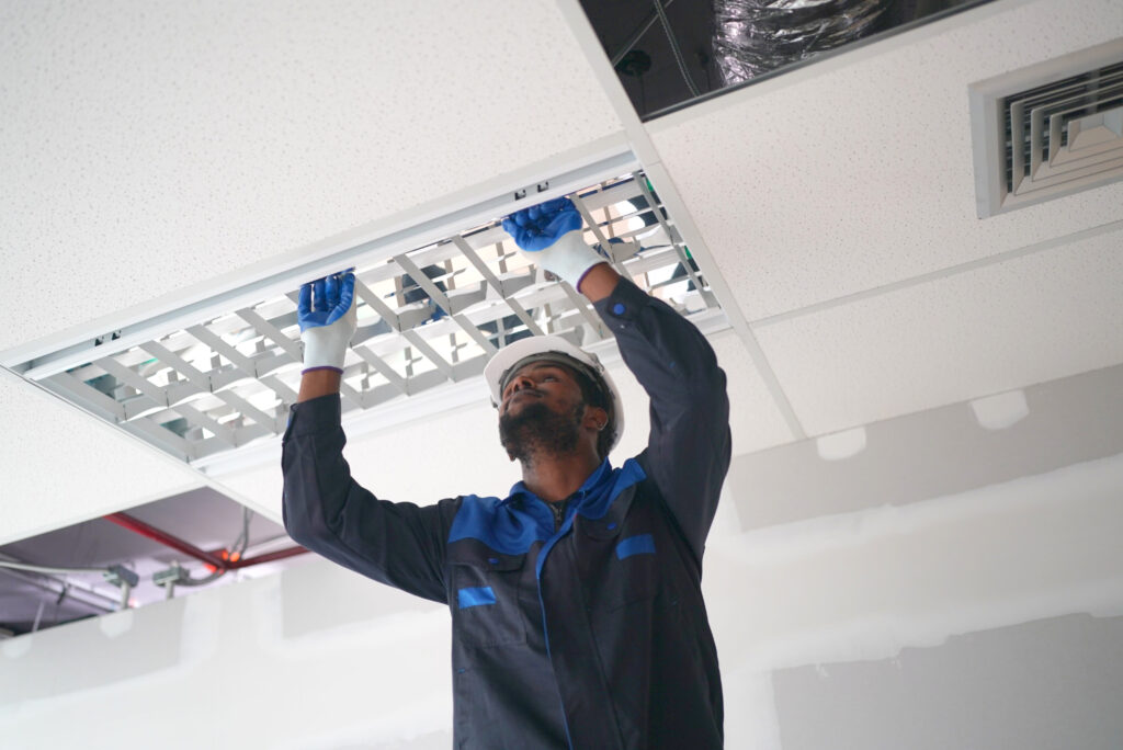 STYLE YOUR SPACE: Sleek Aluminium Partitions for Modern Workspaces builder at the construction site